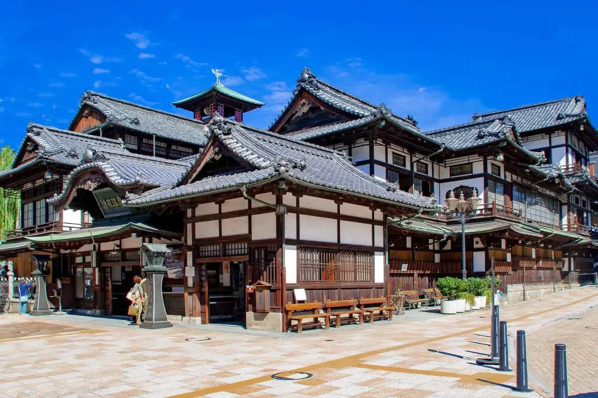 松山・道後温泉の風景