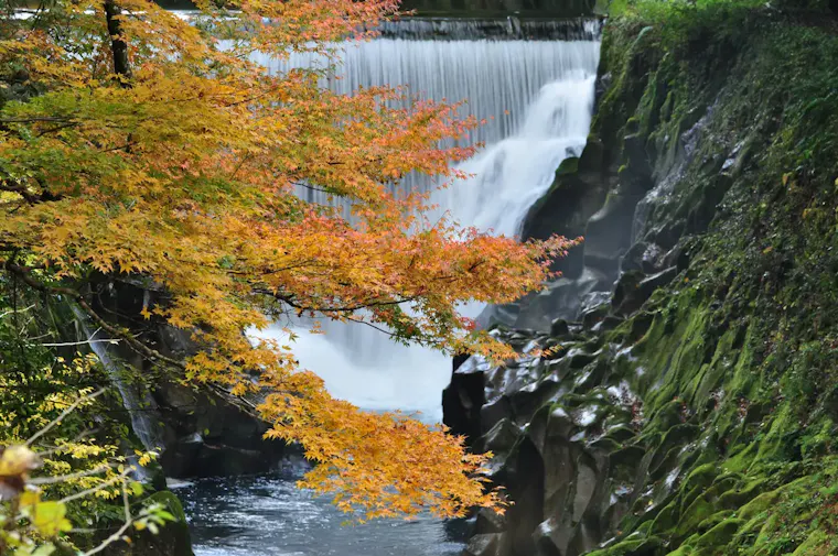 長田峡