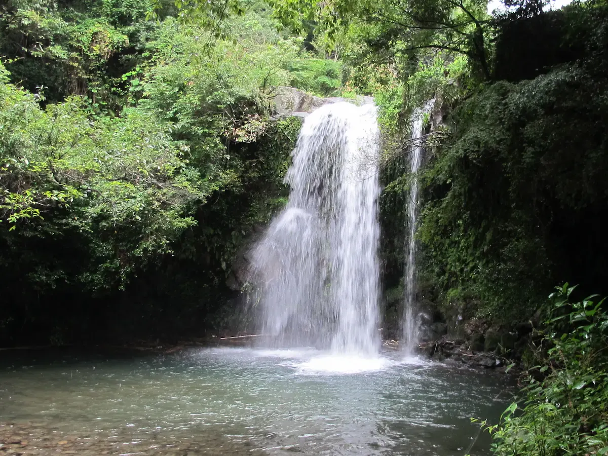 鮎帰りの滝