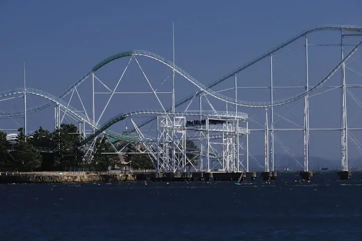 海の遊園地はアトラクションを堪能できる！