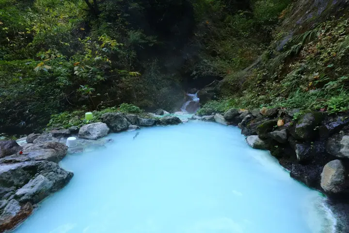 標高1,100mの秘湯で癒しのひとときを