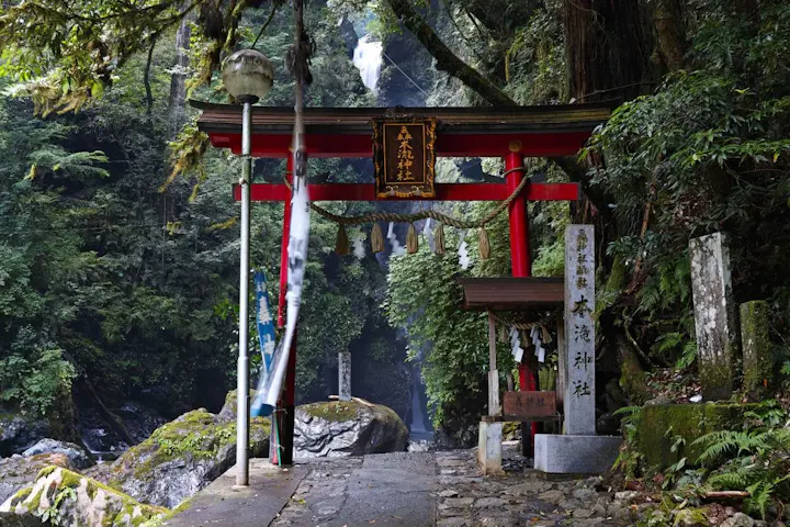 遊歩道を歩いてリラックス