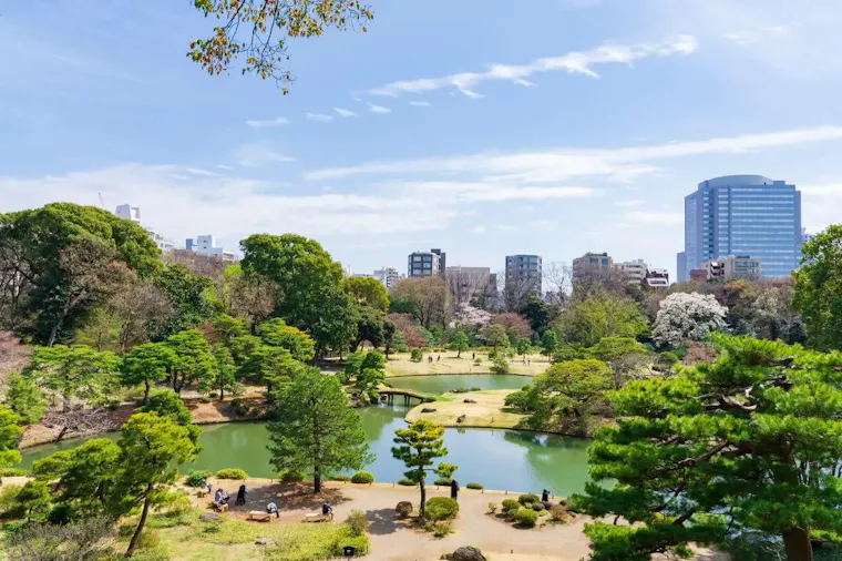 六義園
