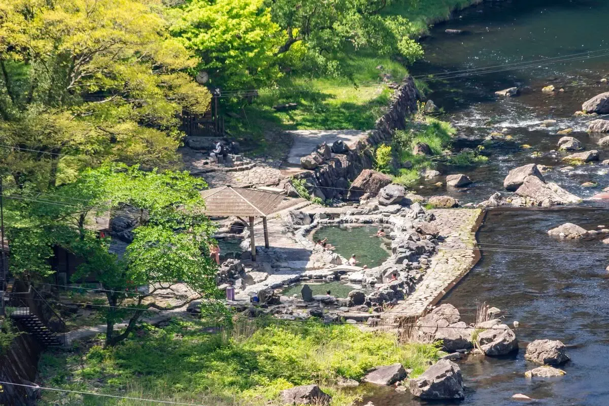 砂湯