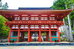 壇上伽藍