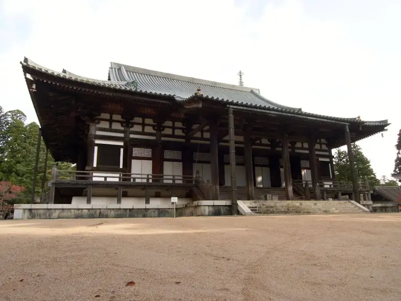 壇上伽藍