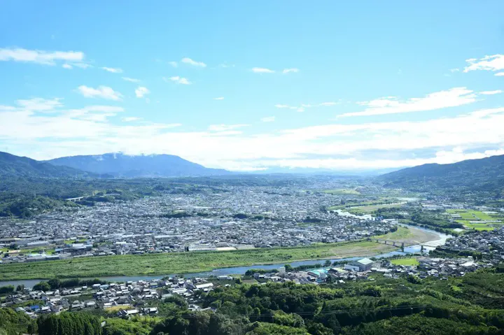 紀の川平野を一望できる高野山町石道展望台