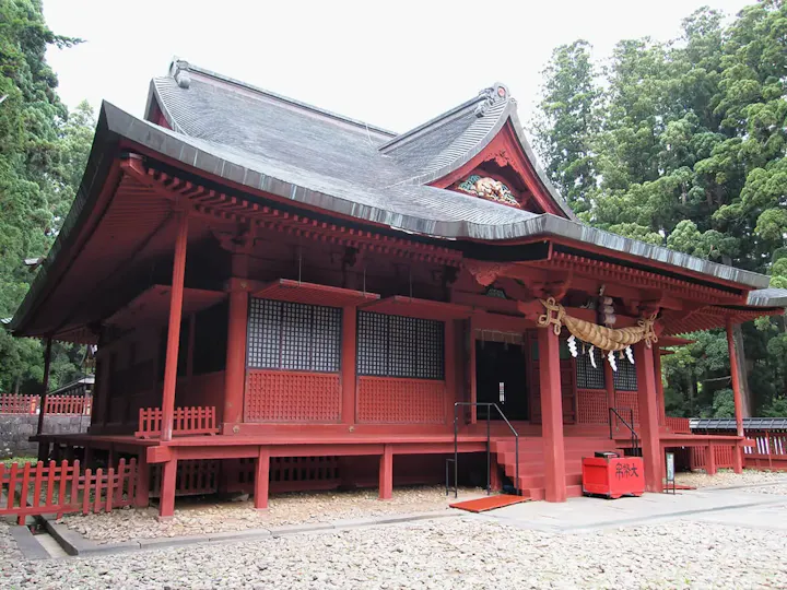 美しい岩木山の麓に位置する神社！