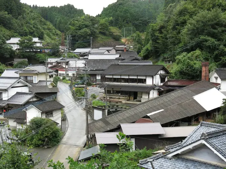 美しい山々に囲まれた小鹿田焼の里を散策！