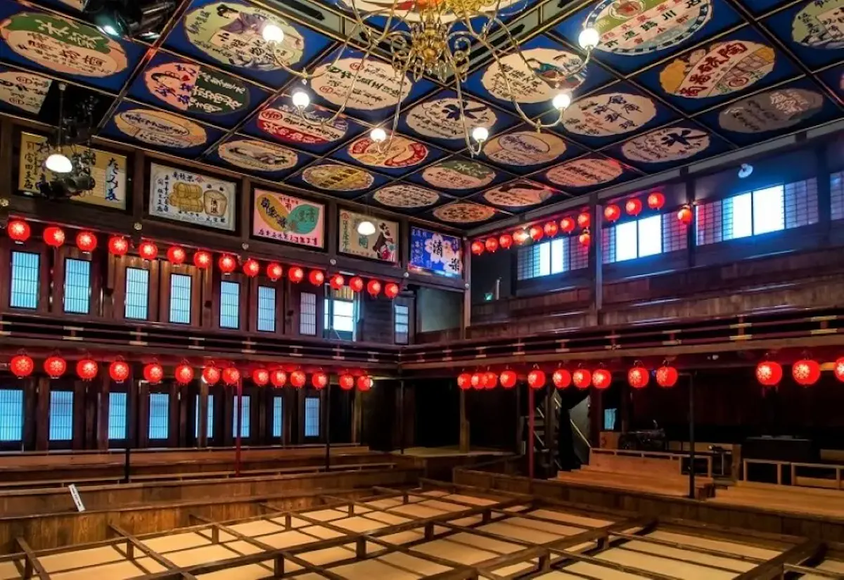 八千代座（写真 3）