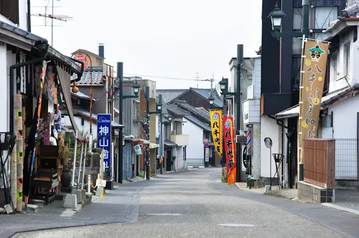 豊前街道の情緒溢れる町並み