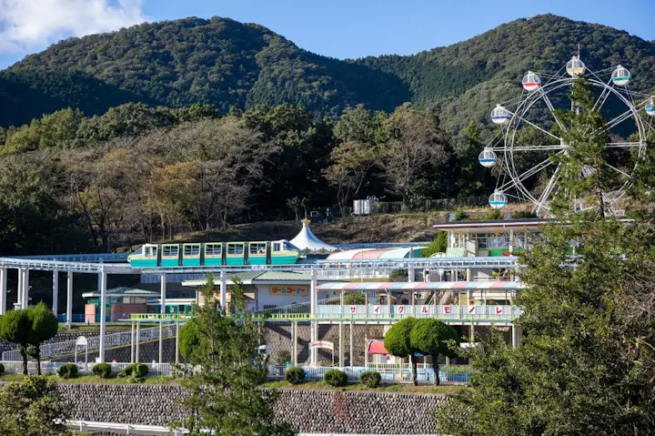 併設された遊園地で楽しもう!