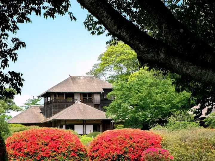 美しい庭園の中にある茶室・好文亭