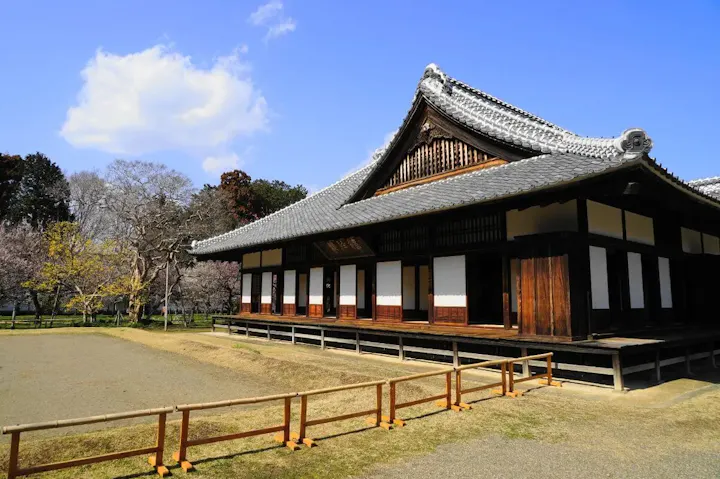 茨城藩主徳川斉昭が建てた邸宅・弘道館
