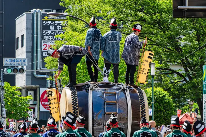 1年で最も盛り上がるのは「くらやみ祭」