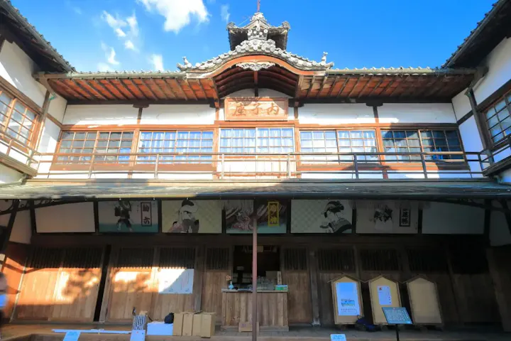 創建100年を超えた芝居小屋を観よう
