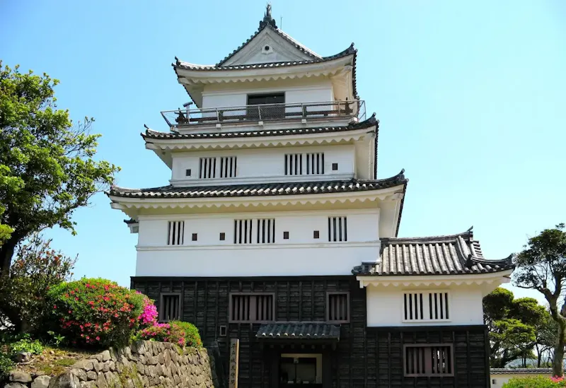 平戸城