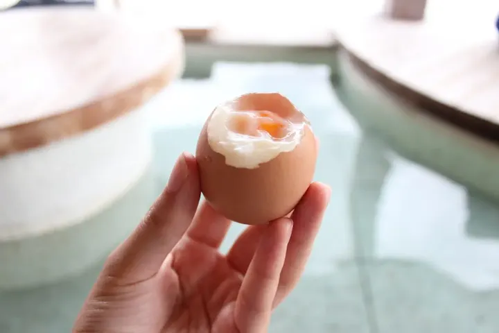 アツアツの温泉卵を作って実食