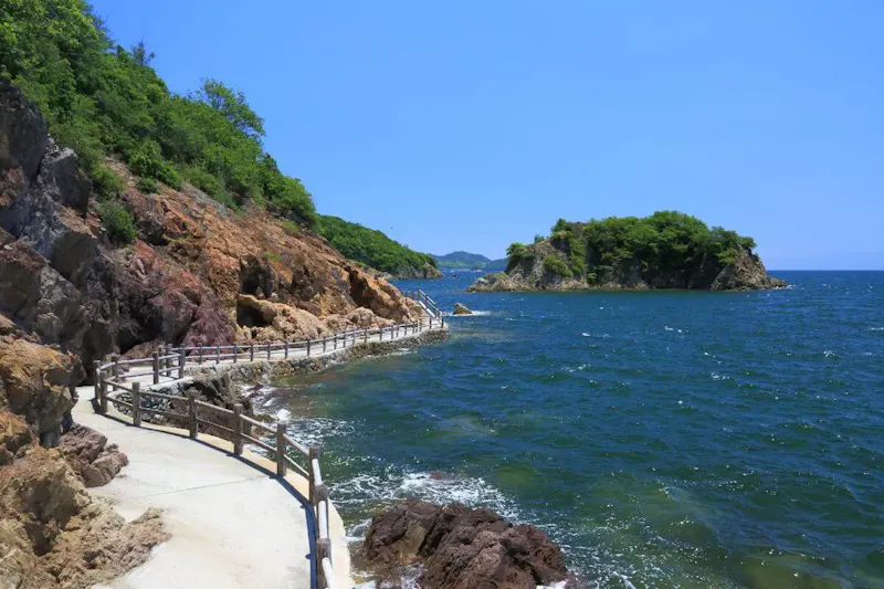 仙酔島の五色岩