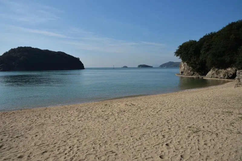 仙酔島の五色岩