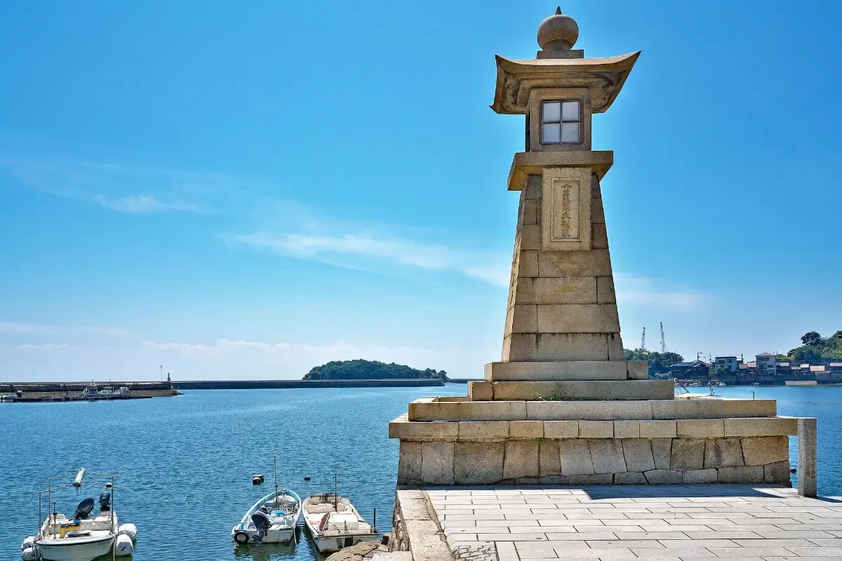 燈籠塔(写真 4)