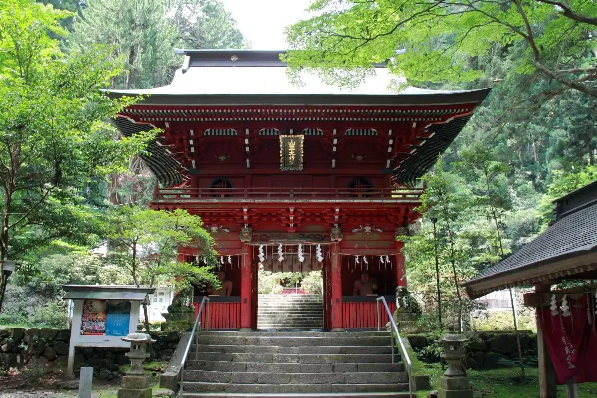 花園神社