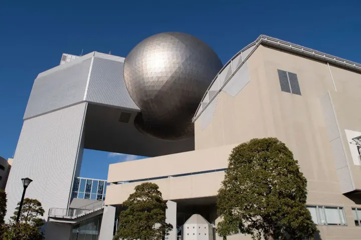 楽しみながら学べる日立シビックセンター！