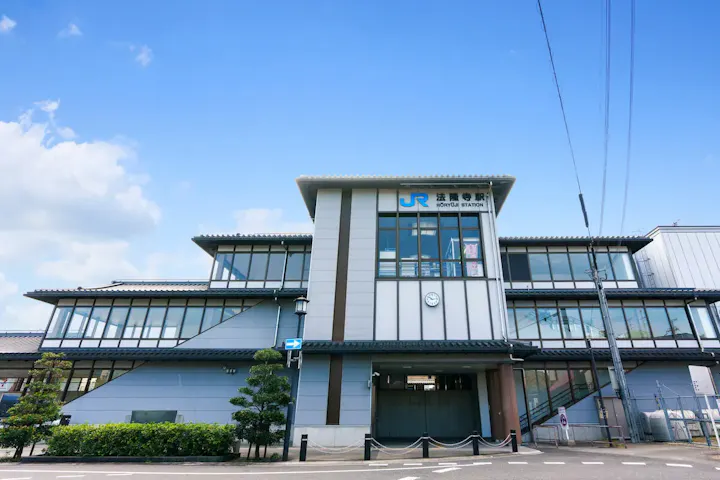 アクセス便利!奈良市内からバスで行く法隆寺