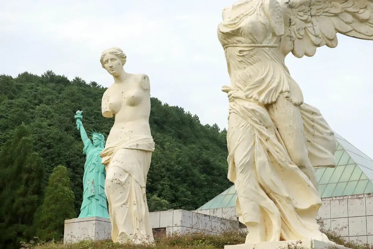 ルーブル彫刻美術館