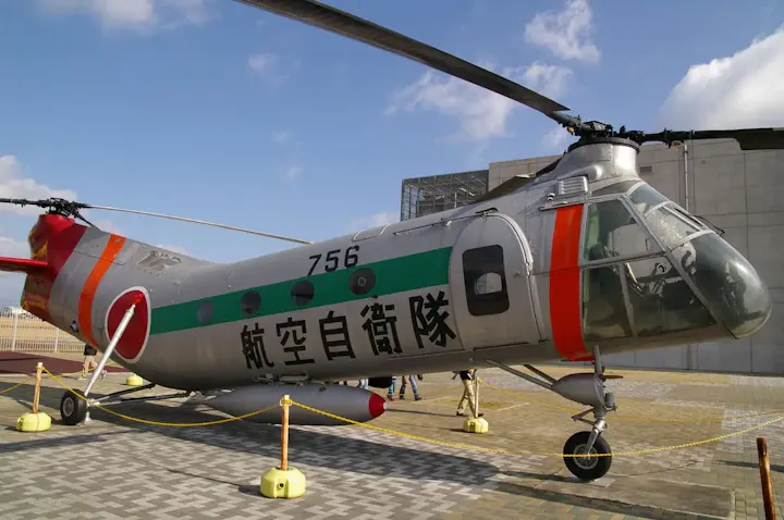 子供から大人まで楽しめる航空機展示