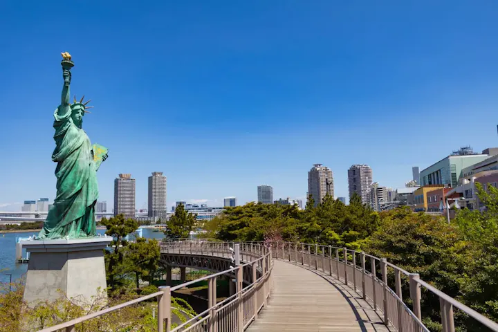 スカイウォークを散策する