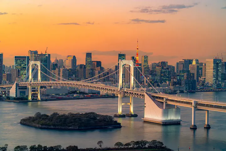 球体展望室から東京の絶景を眺める