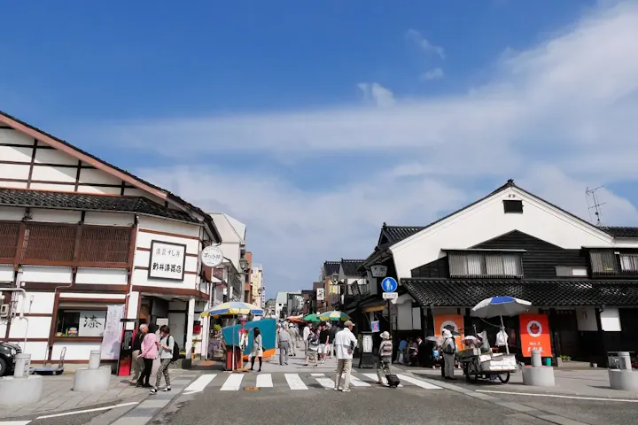 金沢から車で約2時間!特急バスもおすすめ