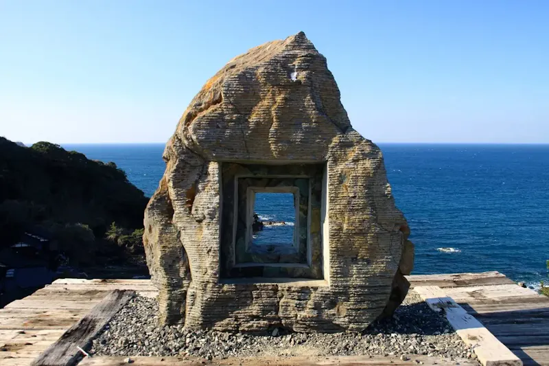 珠洲岬・青の洞窟