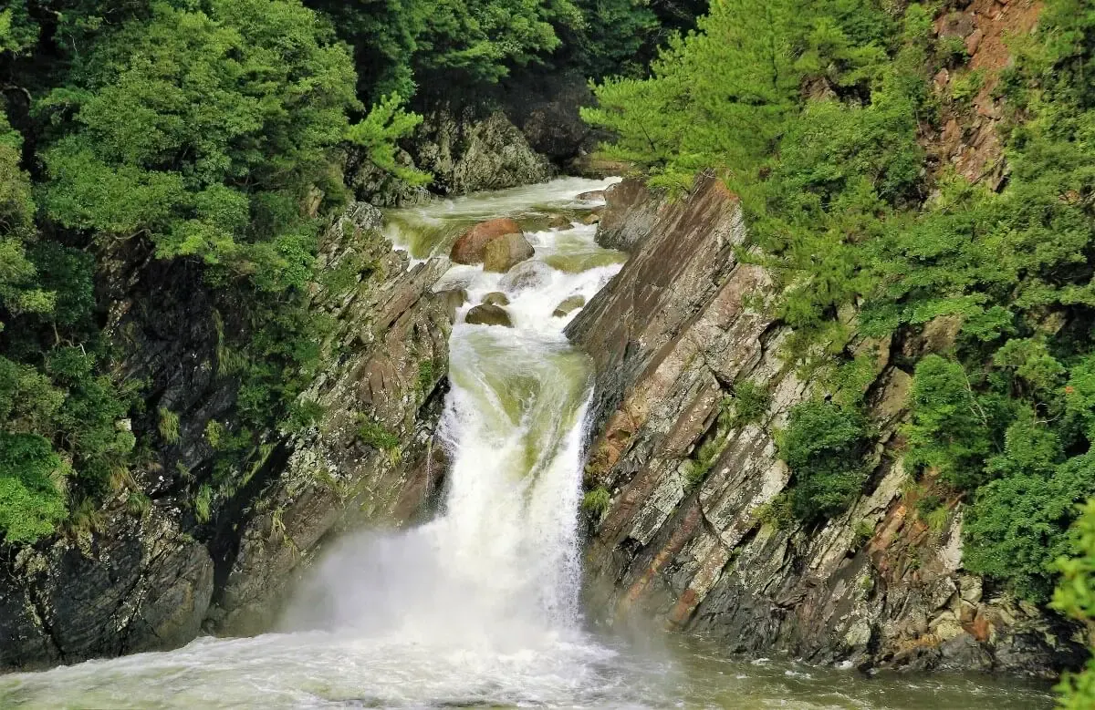 トローキの滝（写真 2）