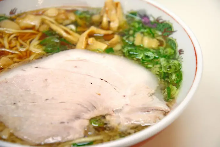 散策後は尾道ラーメンを食べる!