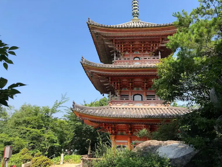 向上寺 三重塔