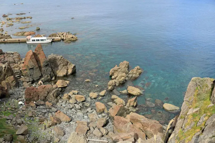 男鹿の海底を気軽に観光できる海底透視船！