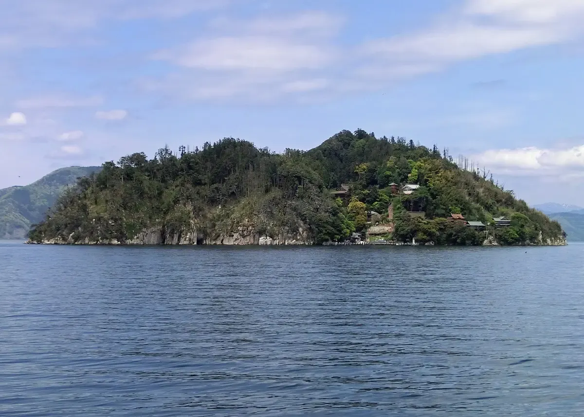 竹生島