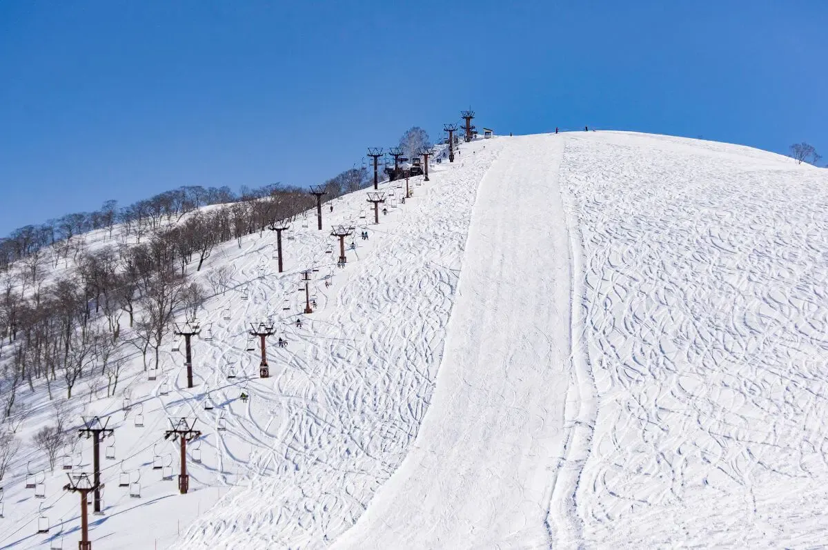 谷川岳天神平スキー場（写真 3）