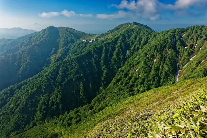 登山未経験者も楽しめるロープウェイ！