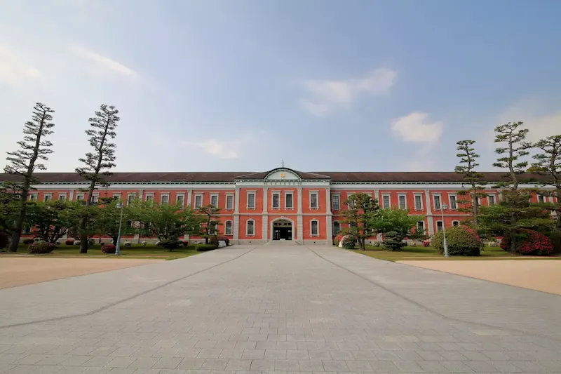 海上自衛隊（旧海軍兵学校）