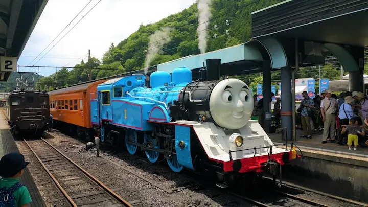 子供に大人気！「きかんしゃトーマス号」