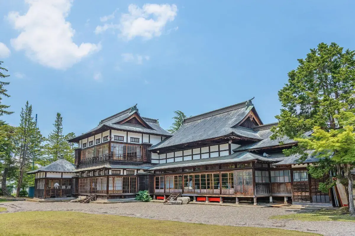 伝国の杜（米沢市上杉博物館）（写真 3）