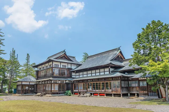 上杉家の歴史と文化を紹介する上杉記念館!
