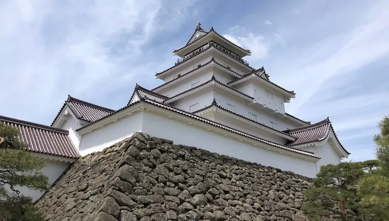 鶴ヶ城