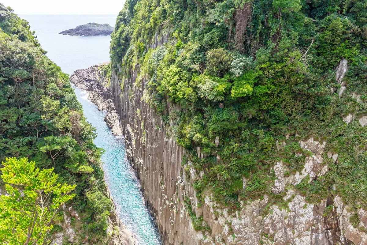 日向岬・馬ケ背（写真 2）
