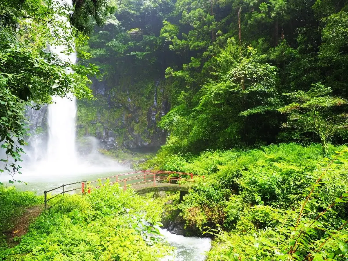 八戸観音滝(写真 4)