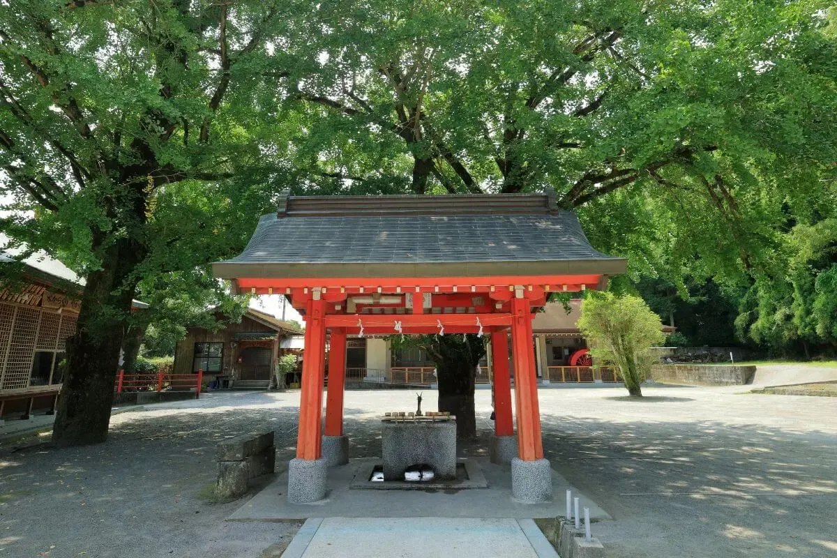 豊玉姫神社(写真 4)
