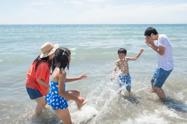 海水浴で楽しい夏の思い出